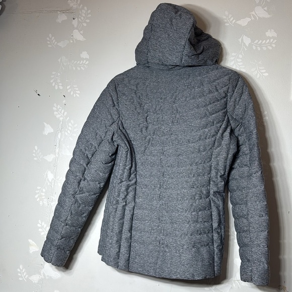 Small Heat Keeper Down Jacket PTP 20 Length 30 Two Zipper Pockets - Picture 6 of 6